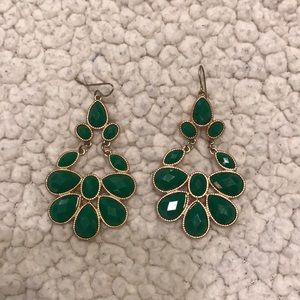 Green chandelier earrings nwot